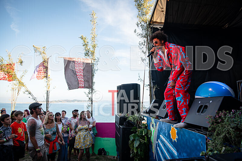 Baron Denden and the IL Sound System-9 - BARON DENDEN AND THE IL SOUND SYSTEM