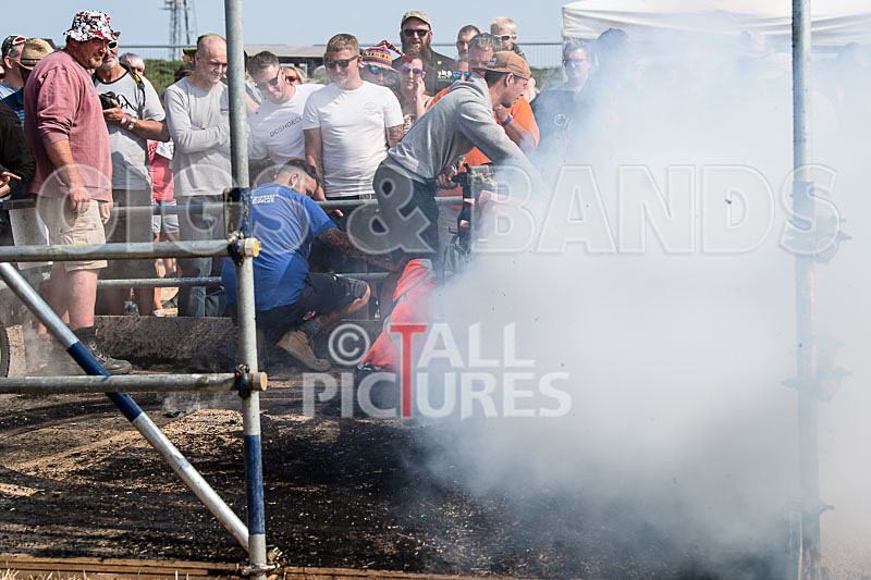 Chaos 2018 Burn-outs-22 - GREENMAN CHAOS 2018 BURN-OUTS