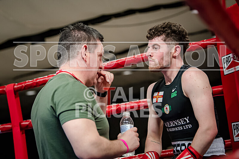 BOUT 9 - Tom Teers v Louis Merryweather-22 - BOUT 9 - Tom Teers v Louis Merryweather