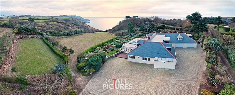 Vaux Hubert - PRIVATE PROPERTY & PROPERTY SALES