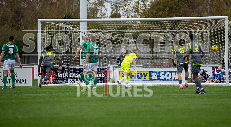 GFC v Thatcham Town-19 - GFC v THATCHAM TOWN