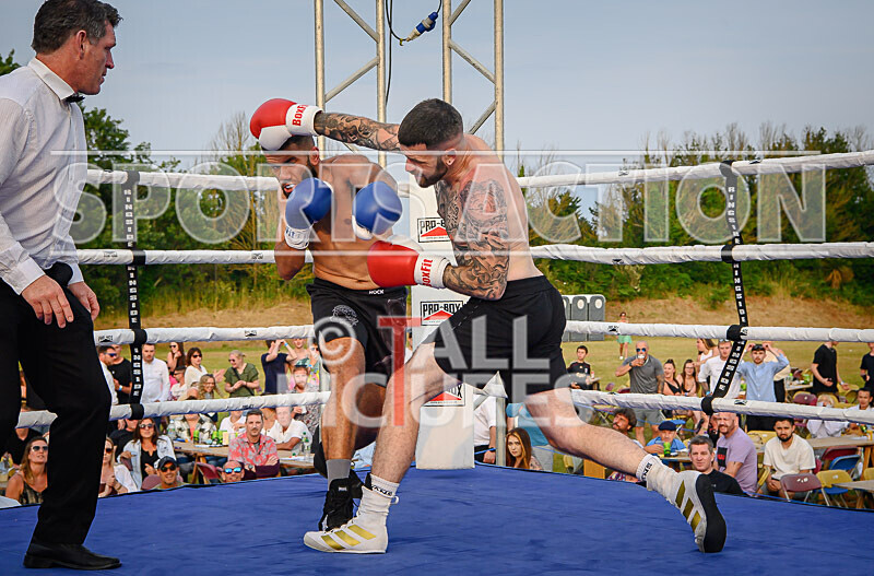 BOUT 12 - Dom Boyce v Koen Kraken Le Prevost-40 - BOUT 12 - Dom Boyce v Koen 'Kraken' Le Prevost