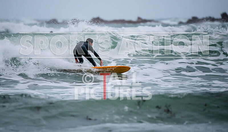 Surfing_01-11-2020-117 - SURFING AT VAZON BAY GUERNSEY