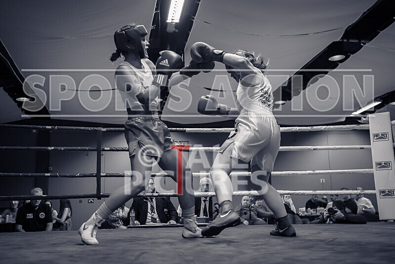 BOUT 4_Natalie Granger v Leanne Le Feuvre-21 - BOUT 4_Natalie Granger v Leanne Le Feuvre