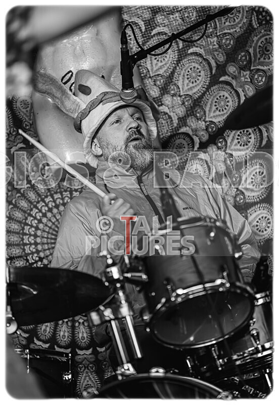 The Bensons-58 - THE BENSONS