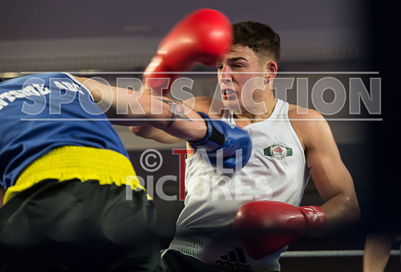 Bout 8_Billy Le Poullain v Philip Price-9 - BOUT 8_Billy Poullain v Phillip Price