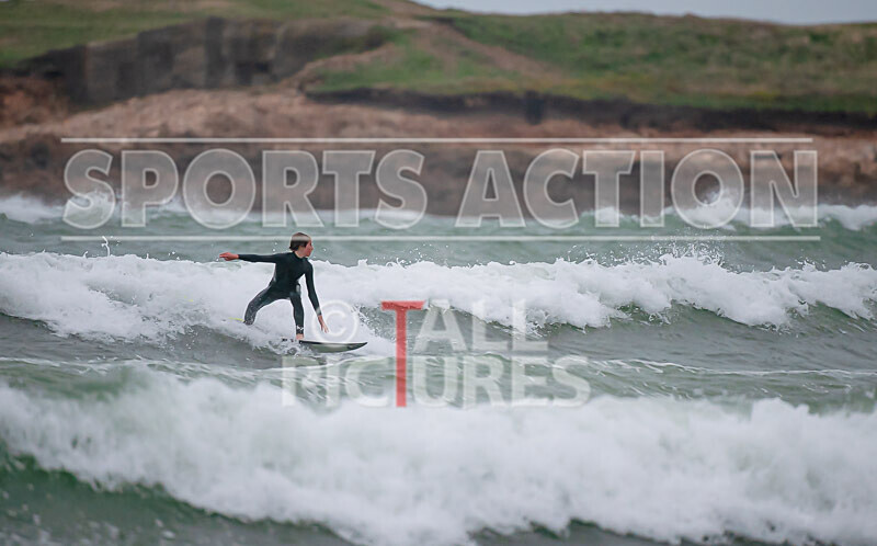 Surfing_01-11-2020-101 - SURFING AT VAZON BAY GUERNSEY