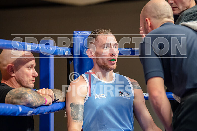 BOUT 13_Billy Poullain v Arran Devine-39 - BOUT 13_Billy Poullain v Arran Devine