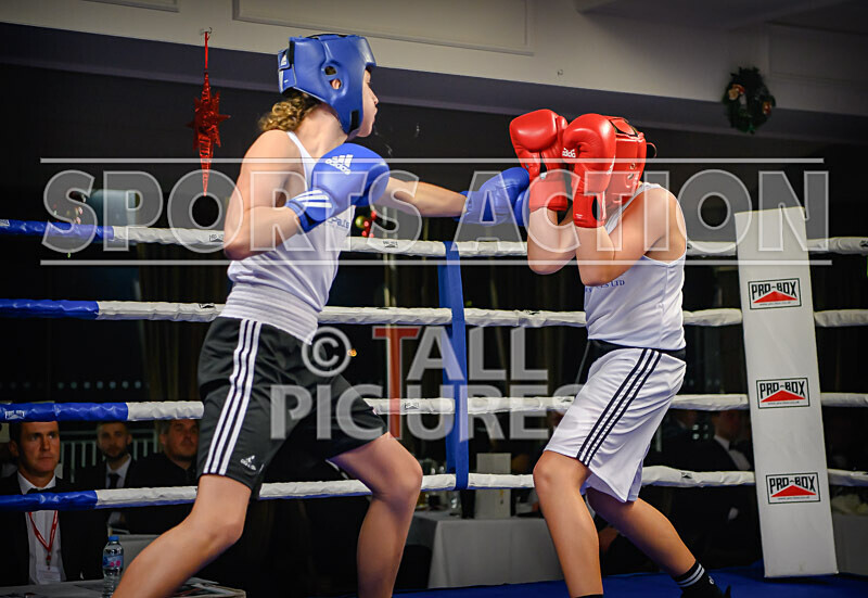 BOUT- 3_Louie Quertier v Archie Kirk-4 - BOUT 3_Louie Quertier v Archie Kirk