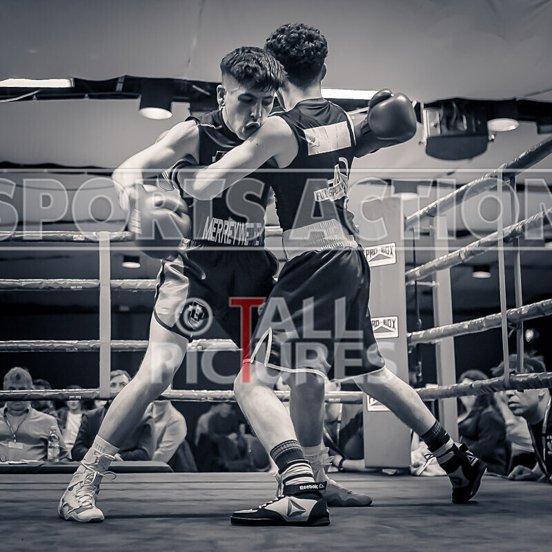 BOUT 9 - Tom Teers v Louis Merryweather-12 - BOUT 9 - Tom Teers v Louis Merryweather