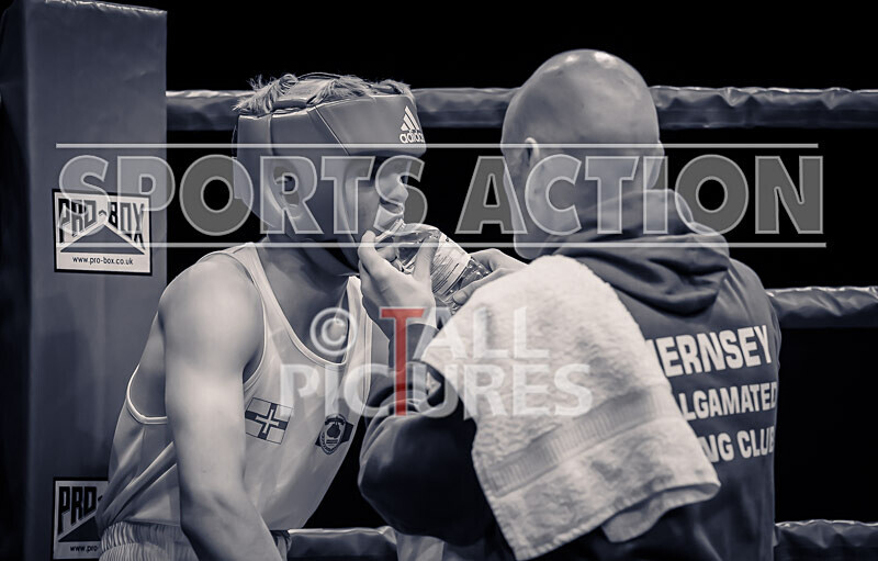 BOUT 3- Arnie Watson v Marillous Kelly-31 - BOUT 3: Arnie Watson v Marillous Kelly