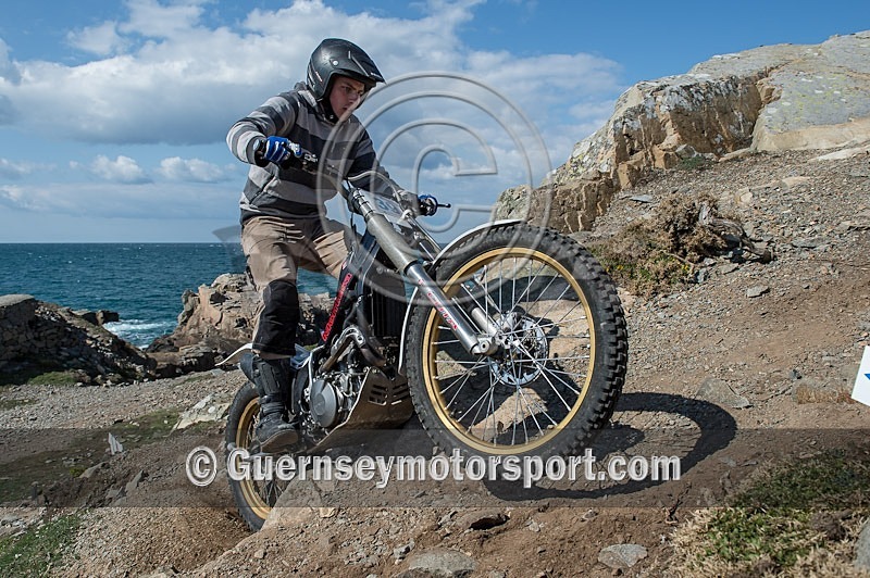 Bike Trials_15-04-2012-30 - TRIALS_15-04-2012