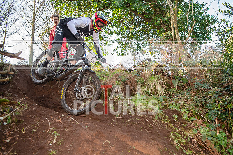 MTB Downhill_19-01-2020-31 - MTB WINTER DOWNHILL 2020_ROUND-2