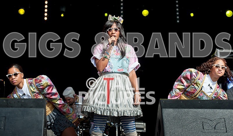 Santigold-8 - SANTIGOLD