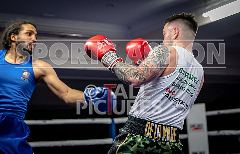 BOUT 9_Casey De La Mare v Aaron Bird-3 - BOUT 9_Casey De La Mare v Aaron Bird