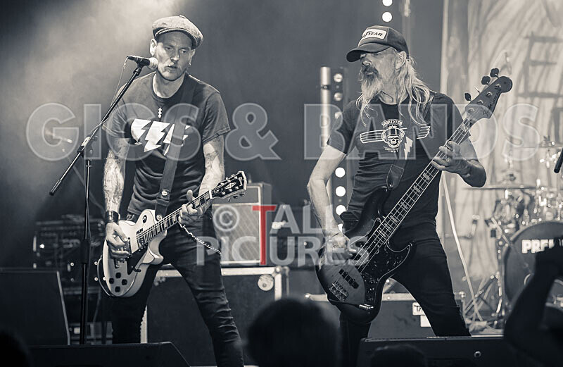 The Electric Shakes-230 - THE ELECTRIC SHAKES