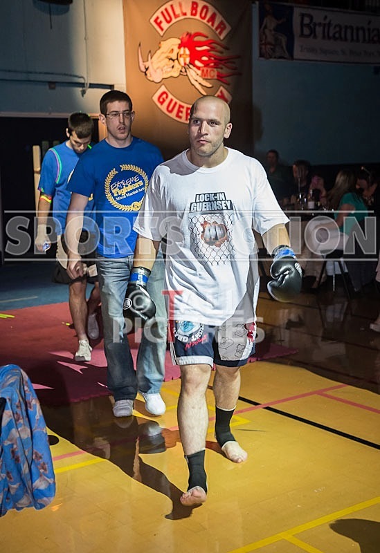 Cage Fighting_2012_Bout 9-2 - BOUT-9