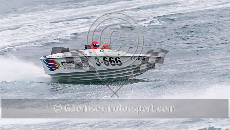 Powerboats_08-10-2016-59 - GPA STANLEY GIBBONS SERIES_RACE-9