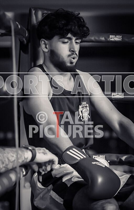 BOUT- 6 - Emile Prevel v Moin Khan-47 - BOUT: 6 - Emile Prevel v Moin Khan