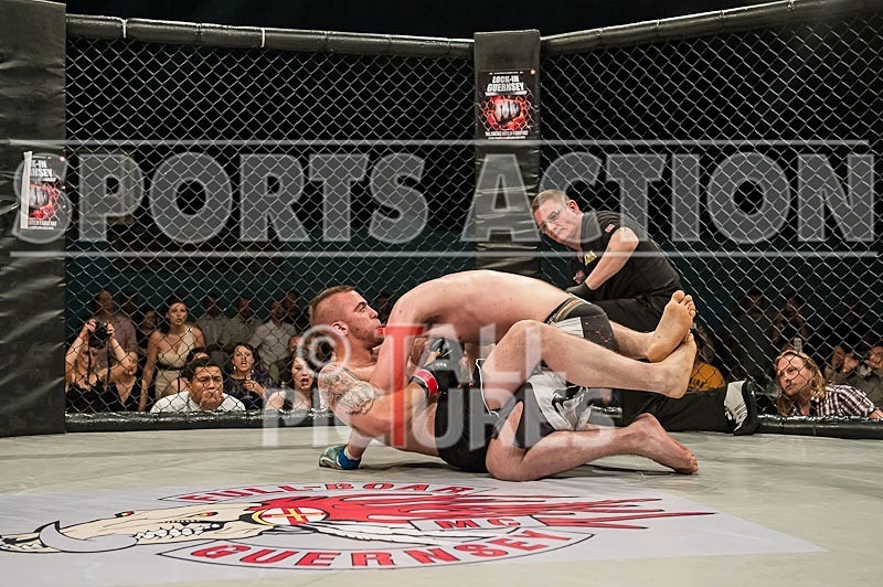 Cage Fighting_2012_Bout 11-12 - BOUT-11