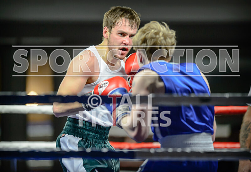 BOUT 5- Martin Kublickis v Robbie Chipcase-33 - BOUT 5 - Martin Kublickis v Robbie Chipcase