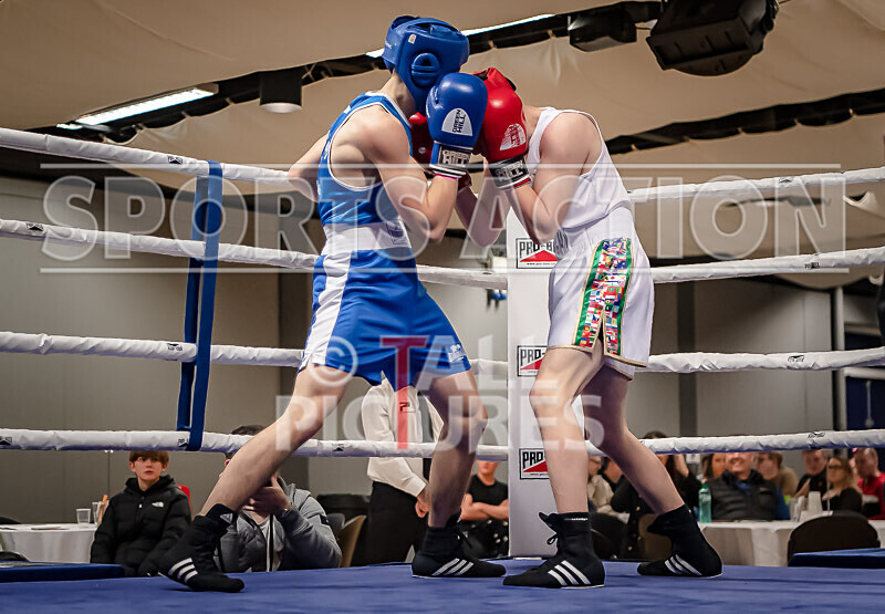BOUT 5 - Ethan Le Moignan v Yoan Slaveykov-13 - BOUT 5 - Ethan Le Moignan v Yoan Slaveykov