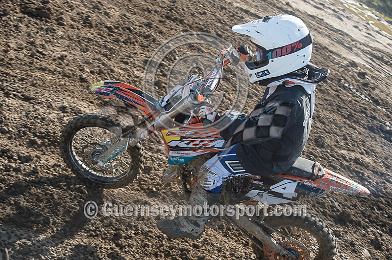  - MOTO-X_21-02-2015