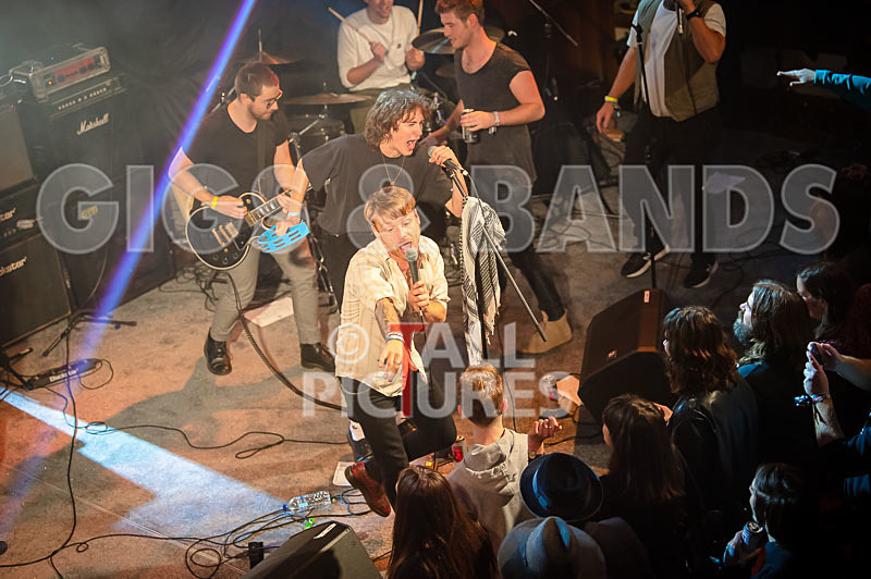 Of Empires-351 - OF EMPIRES