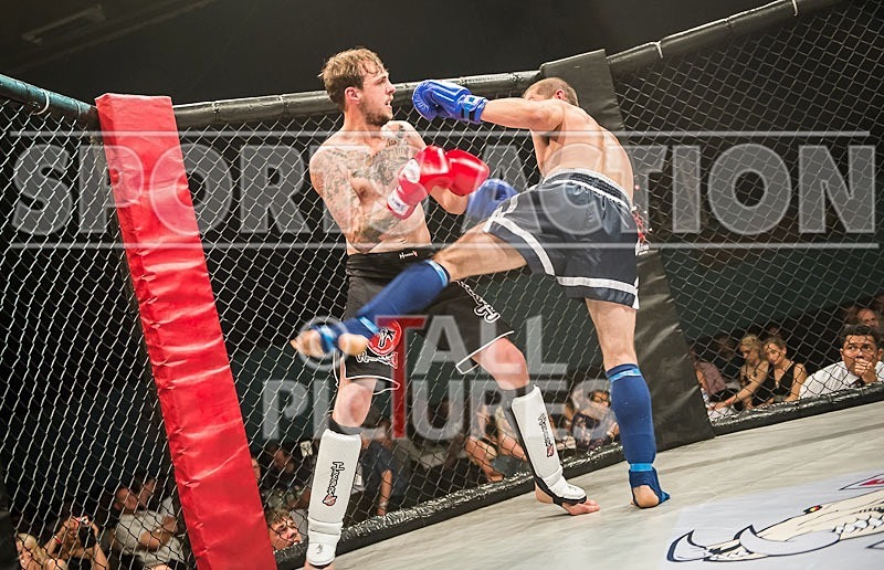 Cage Fighting_2012_Bout 5-17 - BOUT-5