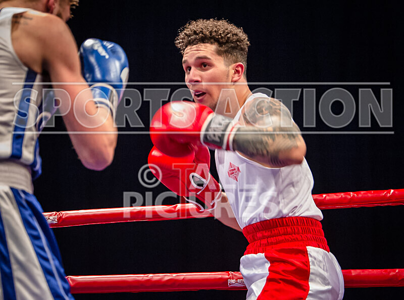 Bout 12_Cass Straughn v Jack Steele-25 - Bout 12_Cass Straughn v Jack Steele