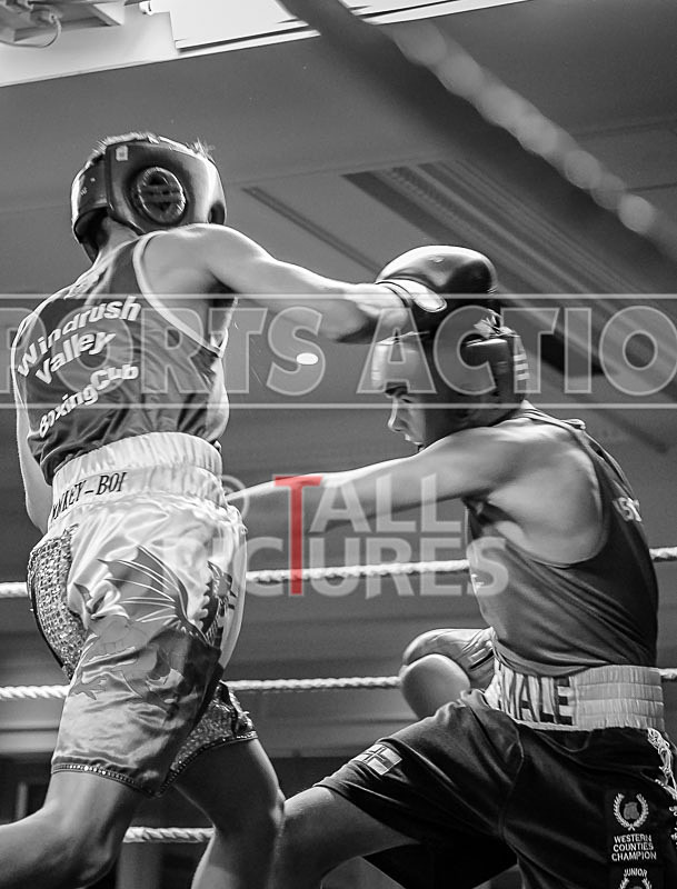 Bout - 5_Mason Smale v Nathan Hall-20 - Bout - 5_Mason Smale v Nathan Hall