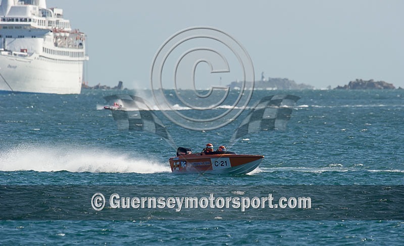 Powerboat Race_25-08-2013-43 - RACE-11 NORTH BEACH