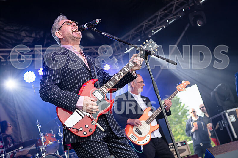 The Devotees-124 - THE DEVOTEES