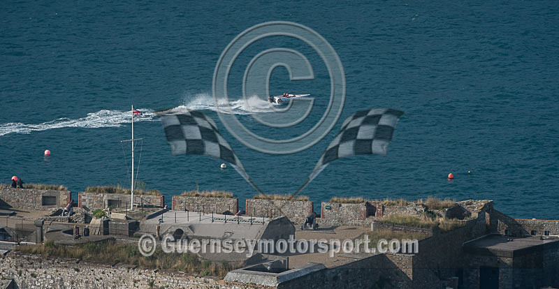 Worlds Powerboats_2014_Race-1-298 - UIM CLASS 3A & 3B WORLD OFFSHORE CHAMPIONSHIP_RACE-1