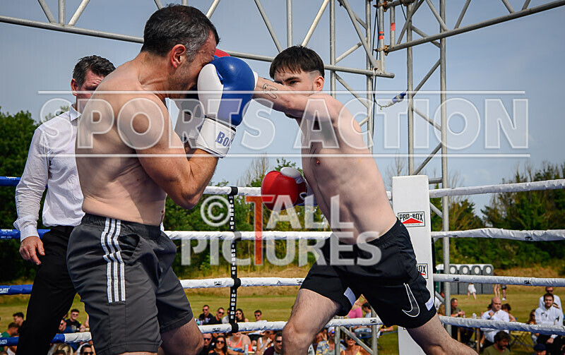 BOUT 2 - Roland 30 Seconds Archer v Sam Heart Breaker Catto-10 - BOUT 2 - Roland '30 Seconds' Archer v Sam 'Heart Breaker' Catto