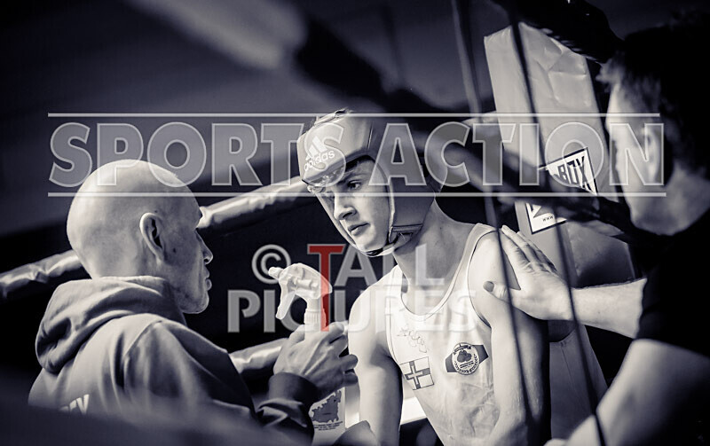 BOUT 3- Arnie Watson v Arthur Tipping-6 - BOUT 3 - Arnie Watson v Arthur Tipping