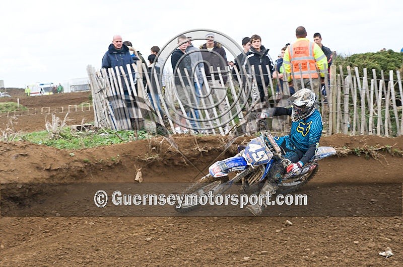 Moto-X_06-11-10-115 - MOTO-X_06-11-2010