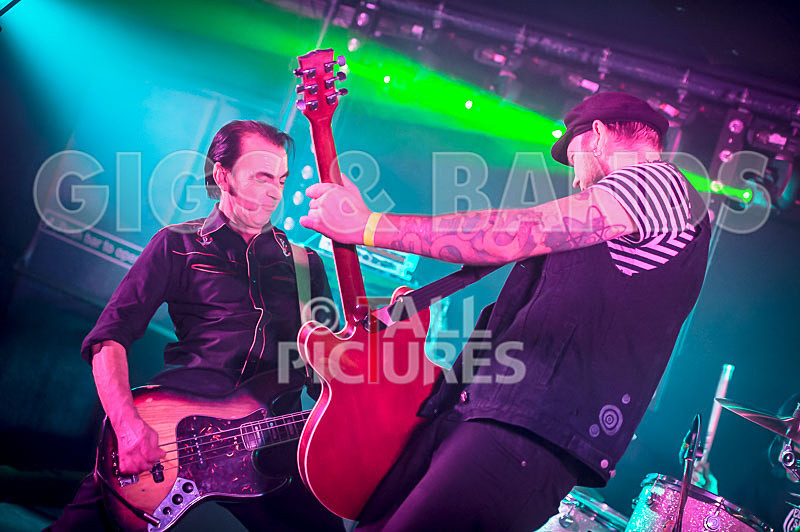 The Electric Shakes-166 - THE ELECTRIC SHAKES