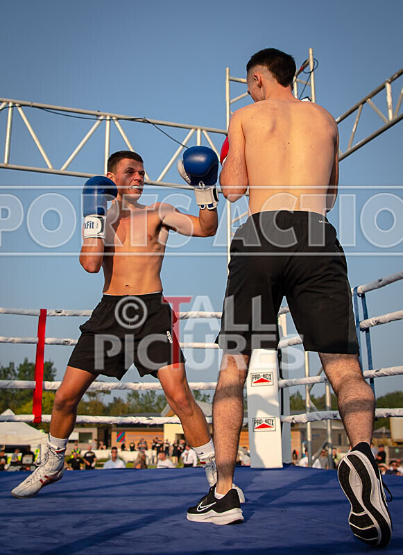 BOUT 10 - Myles -Dangerous- Duquemin v Jordan -the Rookie- Redwood-10 - BOUT 10 - Myles 'Dangerous' Duquemin v Jordan 'the Rookie' Redwood