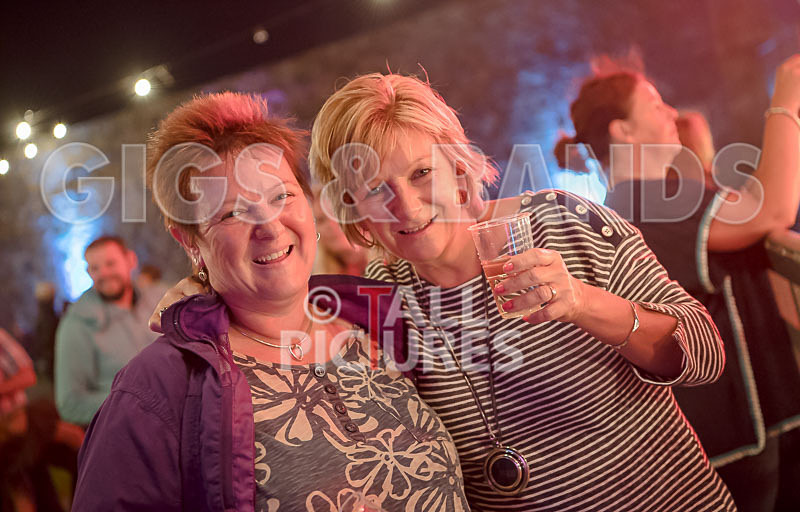 School Disco_2016-13 - SCHOOL DISCO_2016_SCENE