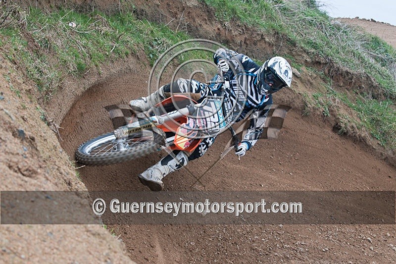 Moto-X_2011-128 - MOTO-X_05-02-2011