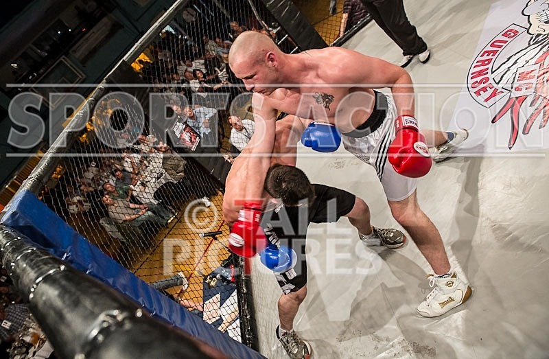 Cage Fighting_2012_Bout 4-44 - BOUT-4