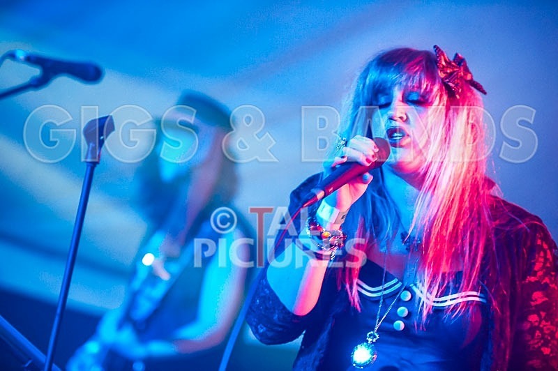 Static Alice-30 - STATIC ALICE