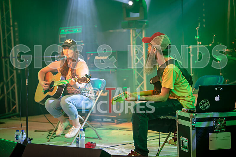 Hollie Thorne-2 - HOLLIE THORNE