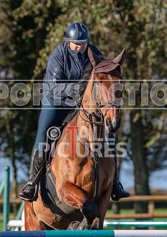 Senior Showjumping_10-11-2019-35 - BS GUERNSEY RALLY 2019-SENIORS