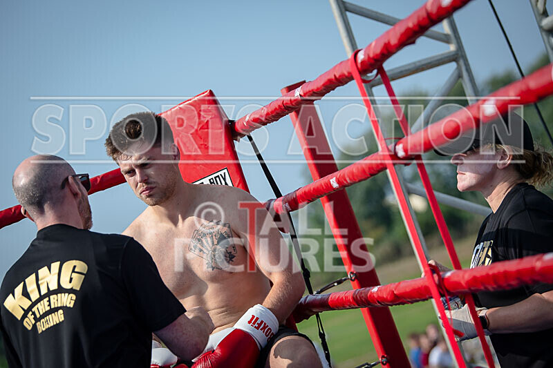 BOUT 3 - Josh -All the Way- Gray v Ed -No Fear- Sebire-23 - BOUT 3 - Josh 'All the Way' Gray v Ed 'No Fear' Sebire