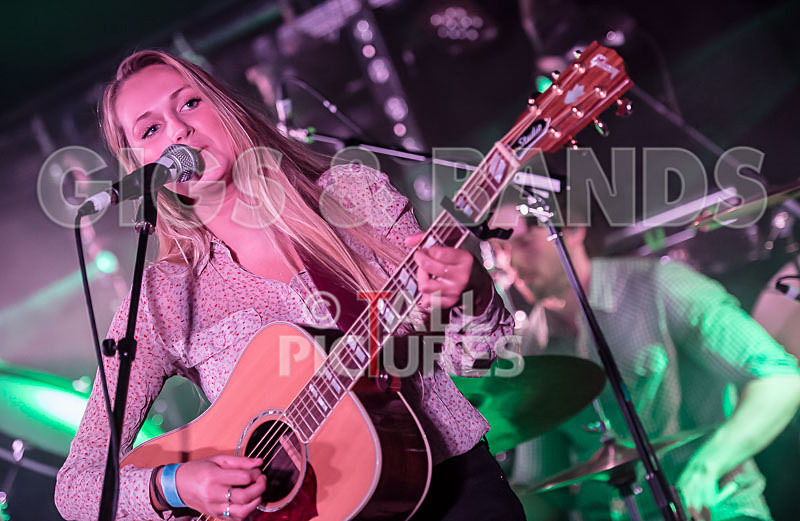 Frankie Davies-16 - FRANKIE DAVIES