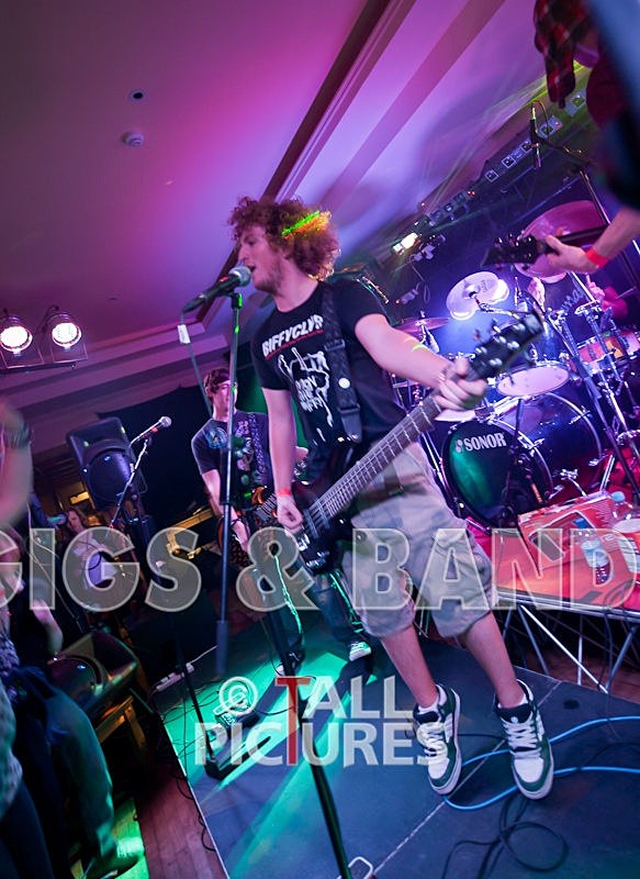 Breaking the Silence-28 - BREAKING THE SILENCE