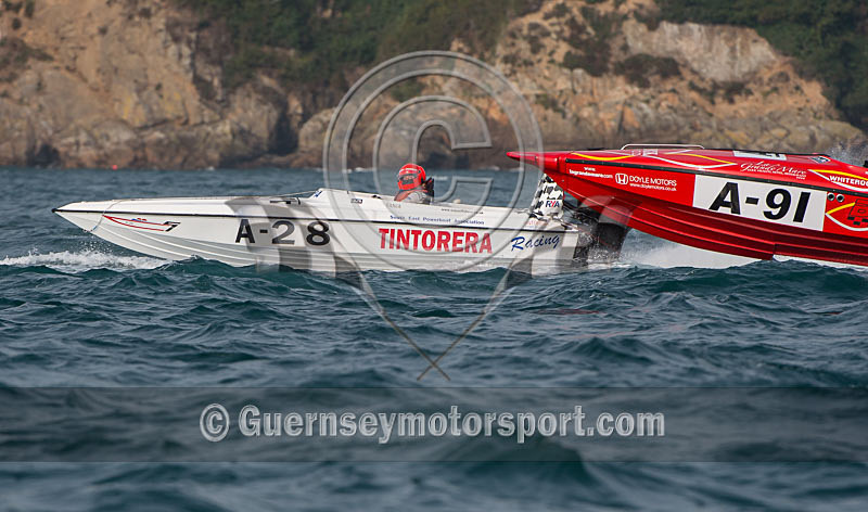 Worlds Powerboats_2014_Race-2-285 - UIM CLASS 3A & 3B WORLD OFFSHORE CHAMPIONSHIP_RACE-2