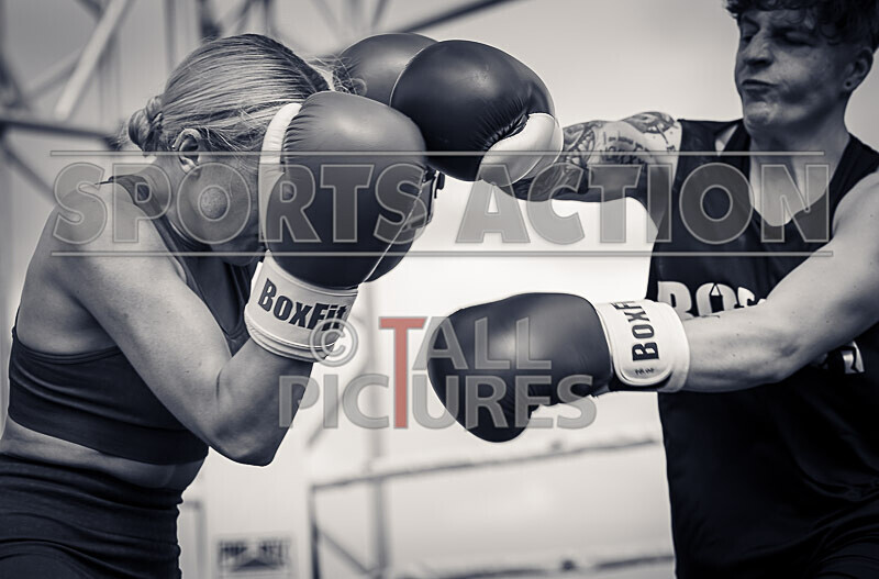 BOUT 5- Leonie Chardonnay Pike v Ellie Rocky Robinson-6 - BOUT 5- Leonie 'Chardonnay' Pike v Ellie 'Rocky' Robinson